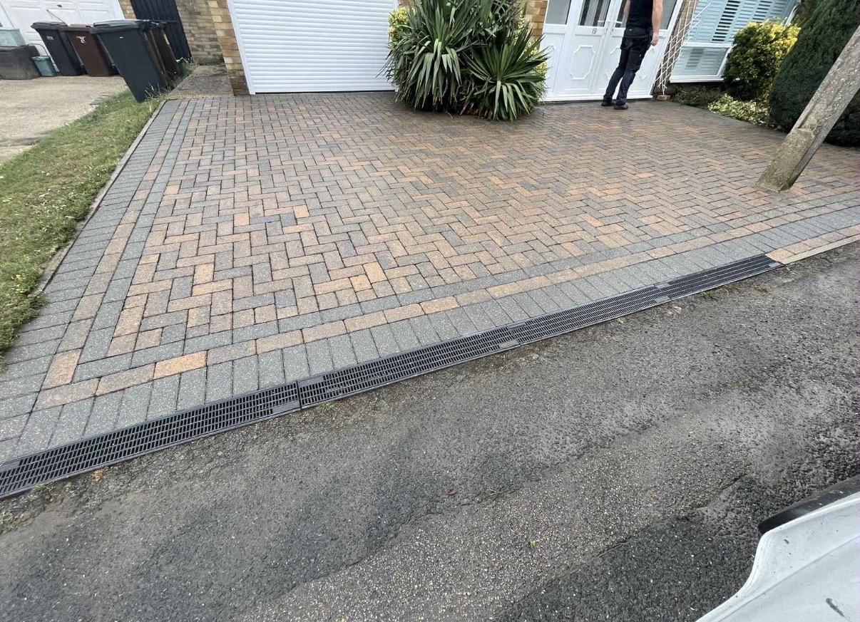 Clean driveway paving results