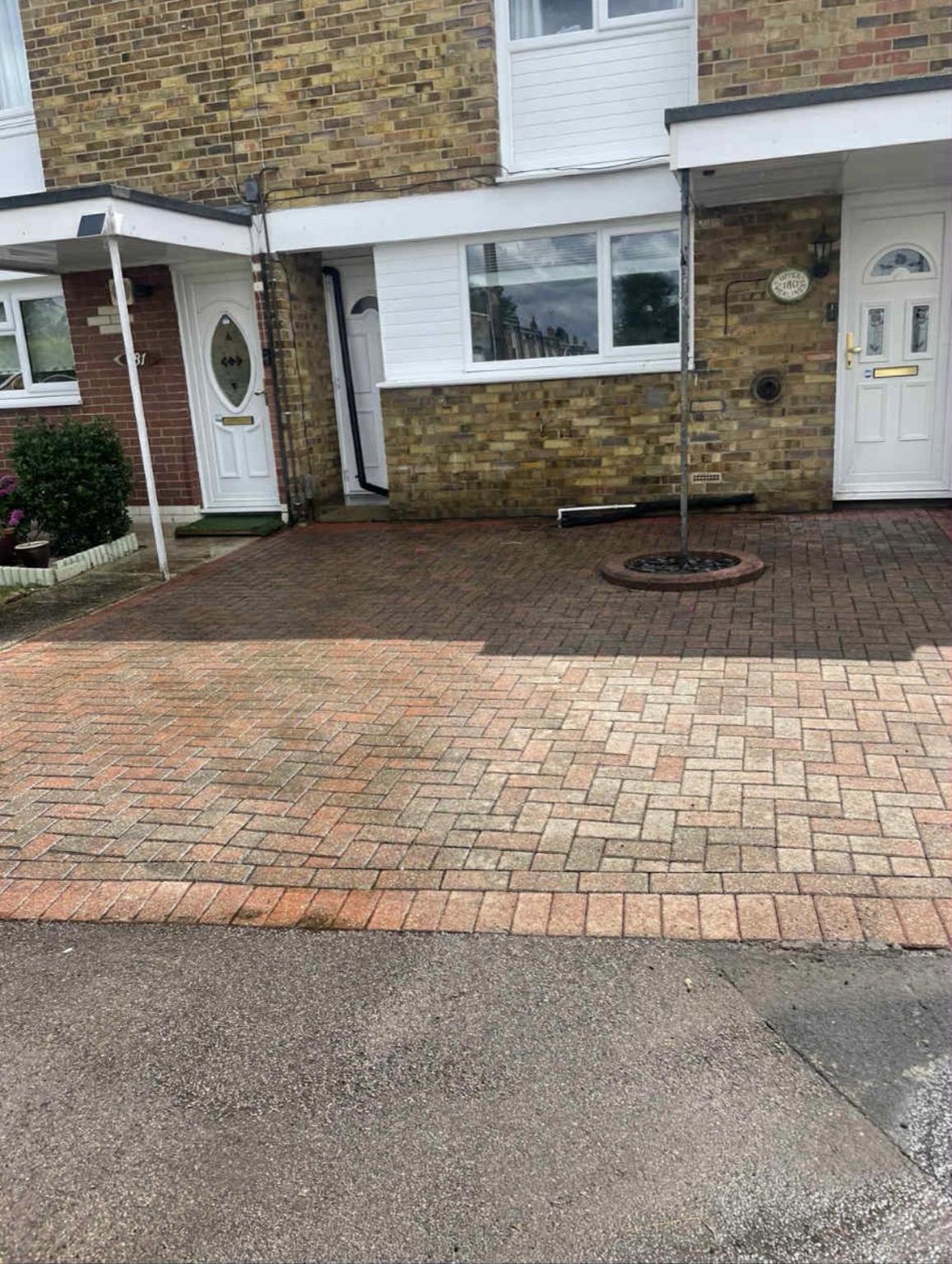 Driveway cleaned and refreshed